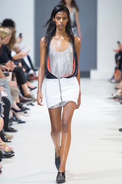Look 17